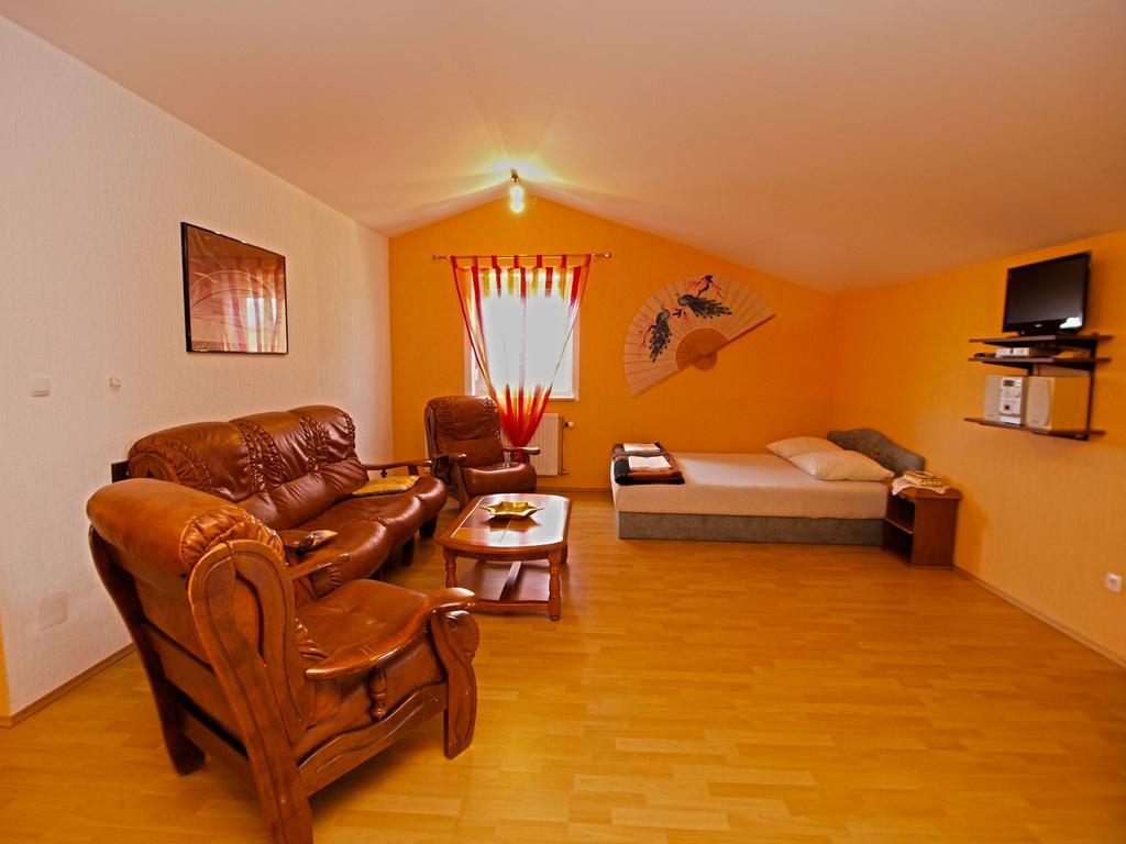 Apartments Denis 19 Фажана Экстерьер фото