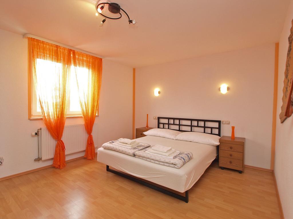 Apartments Denis 19 Фажана Экстерьер фото