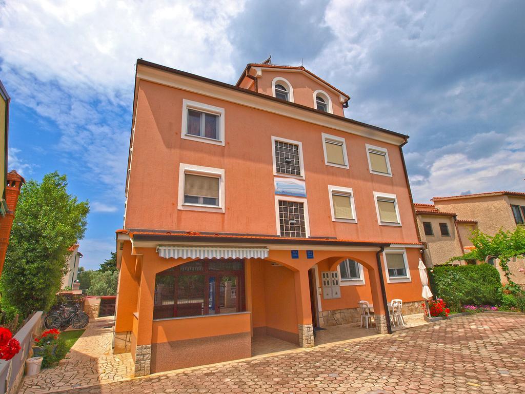 Apartments Denis 19 Фажана Экстерьер фото